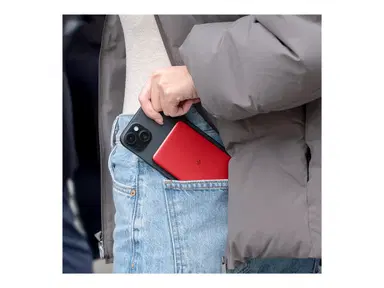 LOGiiX Piston Power 5000 mAh Slim Mag Special Edition - Canada Red